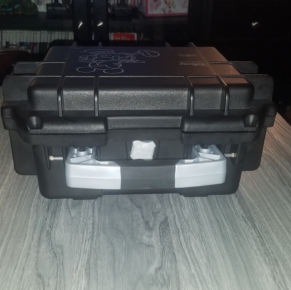 INVICTA DISNEY Three Slot Impact Resistant Case - Picture 3 of 6